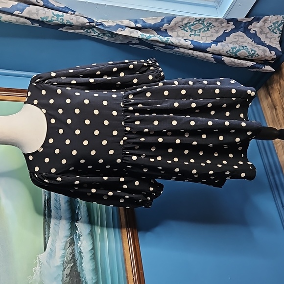 Blu Pepper Dresses & Skirts - 🌊Blu Pepper Black And Tan Polka Dot Baby Doll Dress